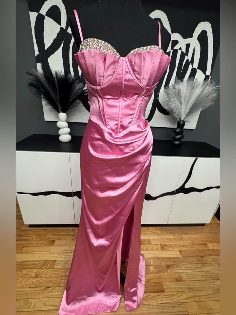 Ladivine Pink Bustier Gown Crystal Trim Straps Size 6 Fits 2 Slit Dress
